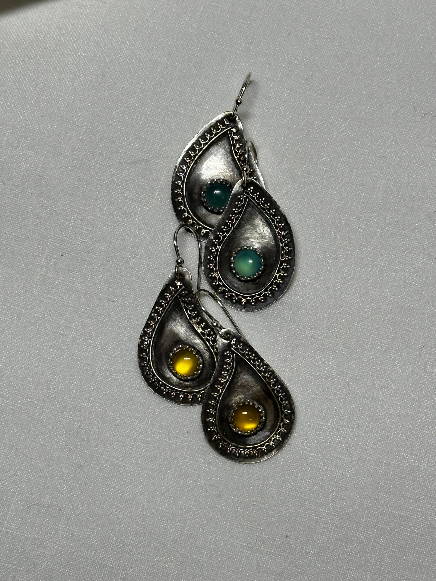 Little paisley earrings in silver